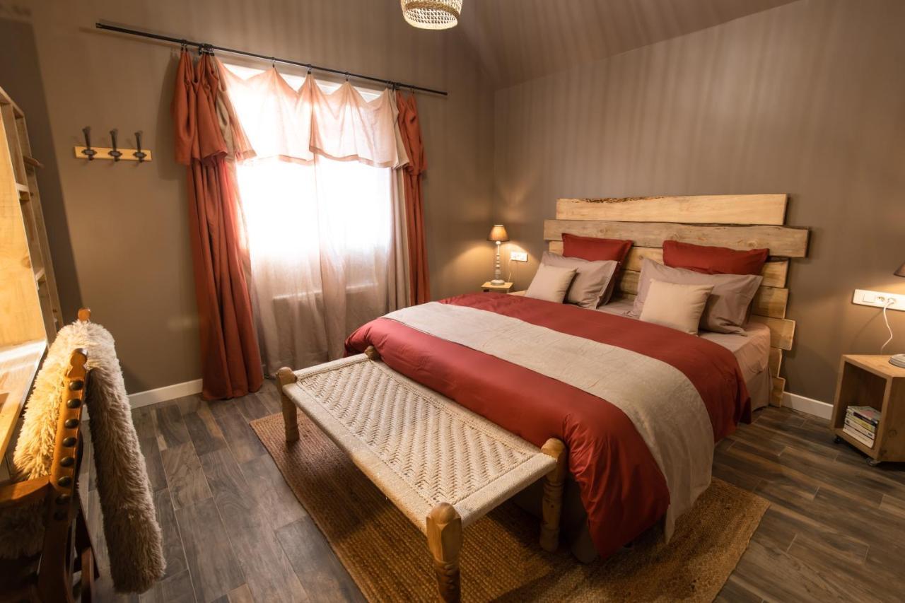 J&J Room - Hebergement D'Exception Pres De Provins! Le Bas Courton Bagian luar foto